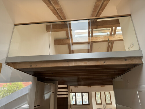 Glas Deuschl Brüstung.JPEG