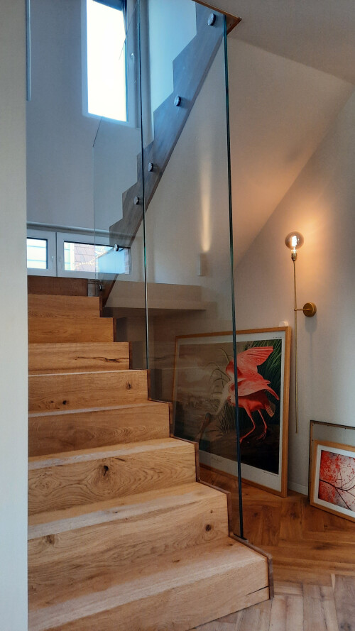 Brüstungsscheibe Ansicht 2.jpg