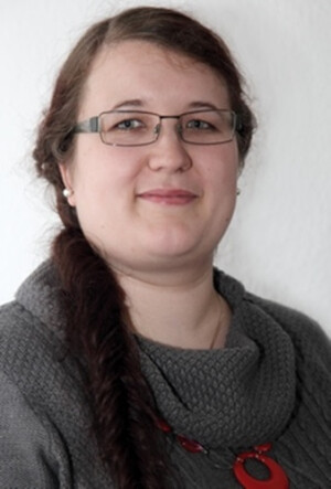 Sabine Schneider, Steuerfachangestellte
