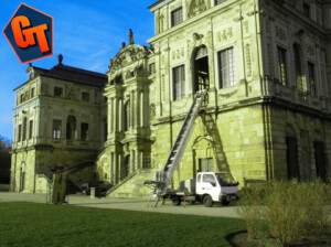 Schrägaufzug für Möbeltransport