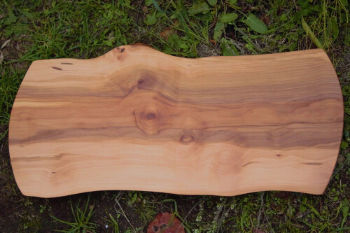 großes Servierbrett aus Apfelholz