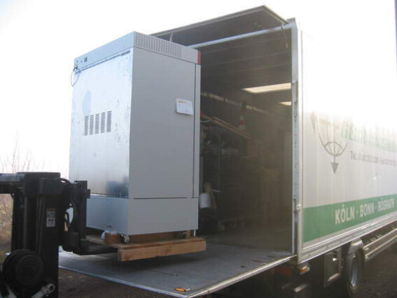92337-verladen-klimakuehlschrank-jpg.jpg