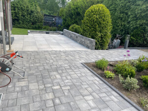 Betonplatten - Terassenplatten - Balkon - Terasse - Außenbereich - Garten - Fliesenleger 3.jpeg