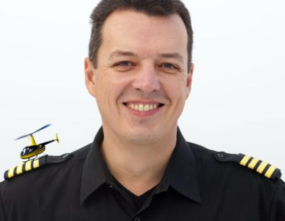 Dirk Schepanek, Pilot