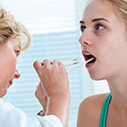 Bild: HNO Am Bergmannsheil Dr. med. (syr) Muna Madani und Dr. med. Denise Rosenberger in Bochum