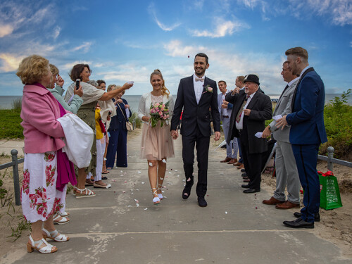 Hochzeit Rettungsturm Binz - heiraten im Müther Turm am Ostseestrand auf Rügen