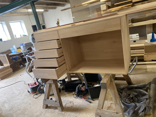 Schubkasten in der Fertigung