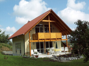 Wohnhaus in Holzständerbauweise Fassade verputzt