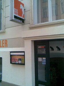 https://www.yelp.com/biz/hundt-hammer-stein-buchh%C3%A4ndler-berlin