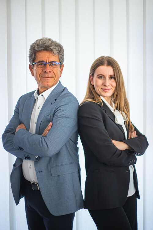 Die Geschäftsführer Dominik und Theresa Hammer.jpg