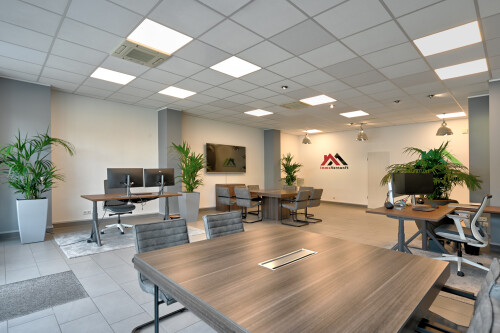 Ladenlokal_Kölnerstr. 428_3.jpg