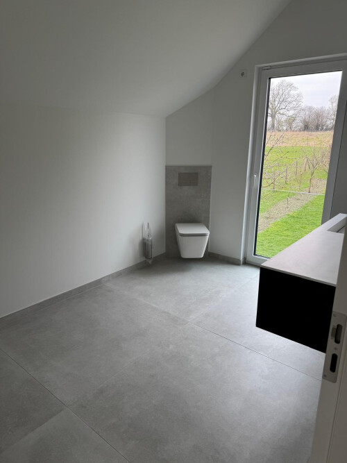 Fliesenarbeiten-Lübeck-Curau-Gäste-WC.jpg