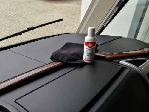 ROTWEISS Kunststoffpflege