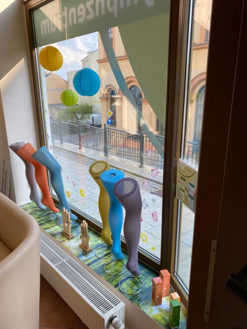 Deko Schafenster rechts 3.jpeg