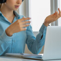 KDK Communication Kit Batten The Experts for English