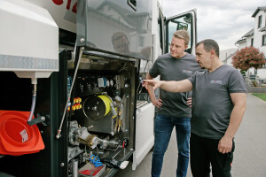 KH_Fahrer_und_Azubi_1_08 - Kopie.JPG