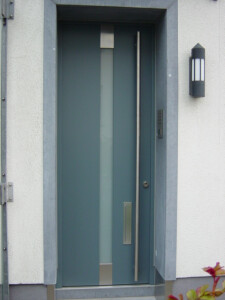 Haustüre grau