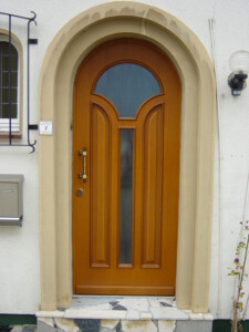 Haustür Rundbogen