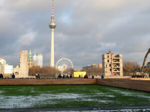https://www.yelp.com/biz/immobilienkontor-mario-koch-berlin