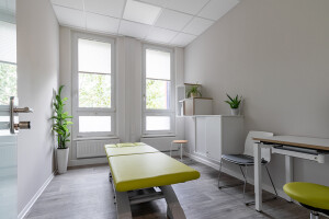 Behandlungsraum Physiotherapie