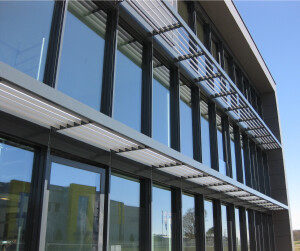 starrer Sonnenschutz