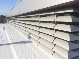 starrer Sonnenschutz