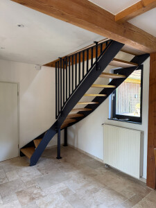 Stahltreppe-Babenhausen02.jpg