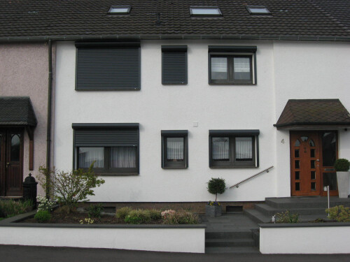Kunststofffenster mit Vorsatzrollläden