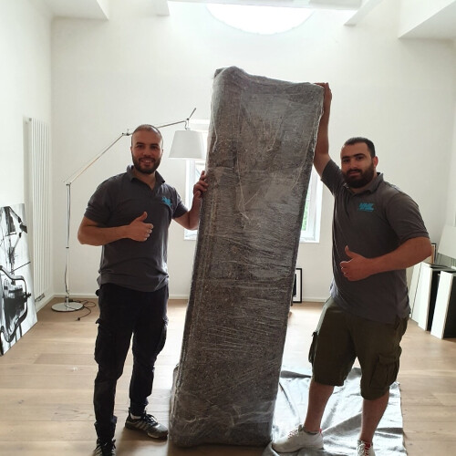 Emballage von Möbel.