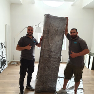 Emballage von Möbel.