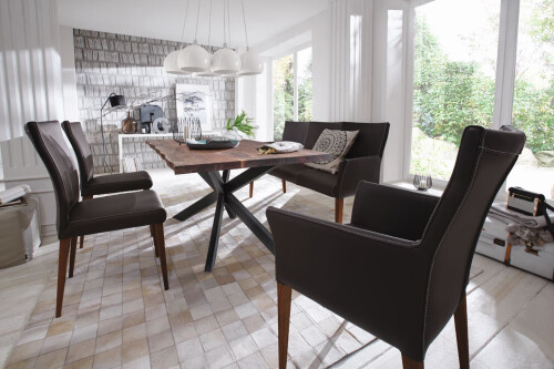 Stuhl Apia und Tisch Spider - Firma tiado