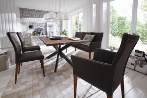 Stuhl Apia und Tisch Spider - Firma tiado