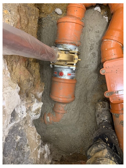 Rückschauschutz im Trennkanal