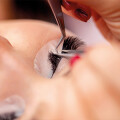 Nagelstudio und Wimpernstudio