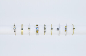 Schmale Zusteckringe mit Rohdiamanten