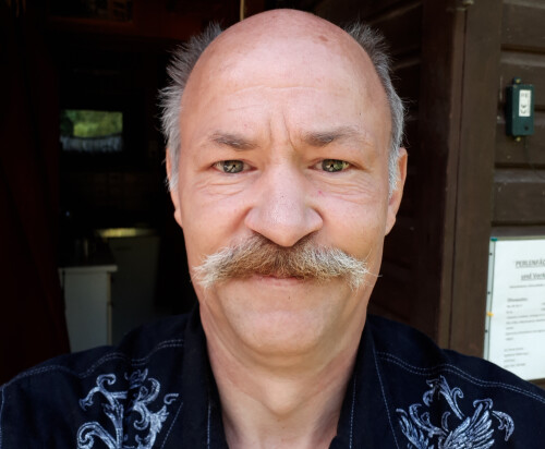 Herr Thomas Schuster