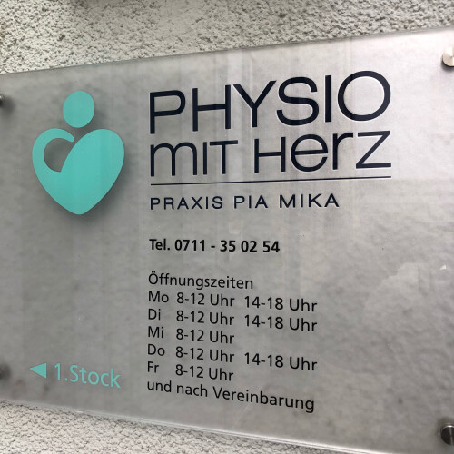 Eingangsschild | PHYSIO MIT HERZ - Esslingen