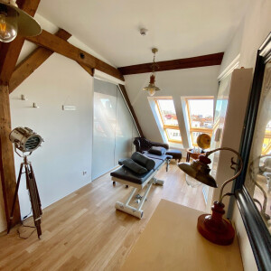 Behandlungsraum Herrenzimmer