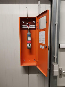 Wartung pneumatischer RWA-Anlagen mit Lichtbandklappen