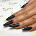 Q-Nails