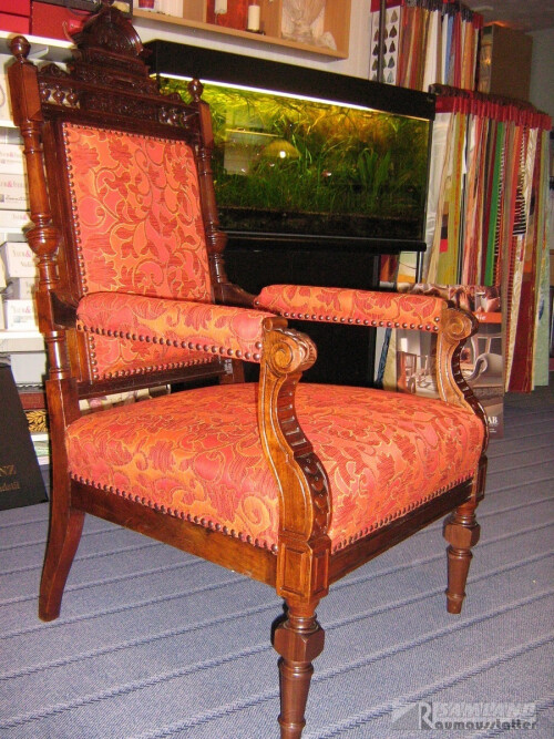 Sessel aufgearbeitet