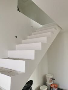 Betontreppe restaurieren