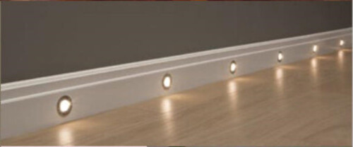 Fußleisten mit Beleuchtung