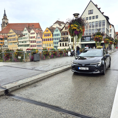 Ihr Taxi in Tübingen – Abholung und Fahrten ab Altstadt und Umgebung