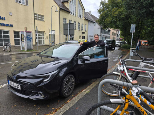Renna Taxi Tübingen am Stadtgraben – Ihr Taxi-Service in der Innenstadt
