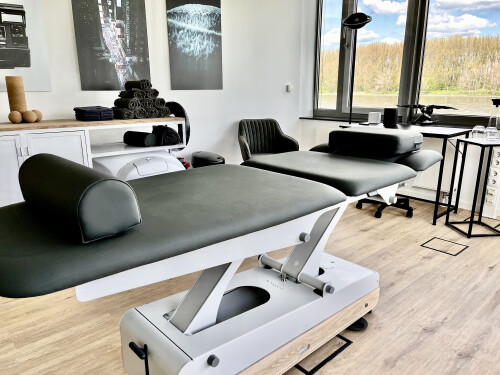 rhein-physio-therapieraum.jpg