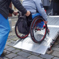 Rollstuhl Taxiunternehmen Andreas Festini Salan Behindertenfahrdienst