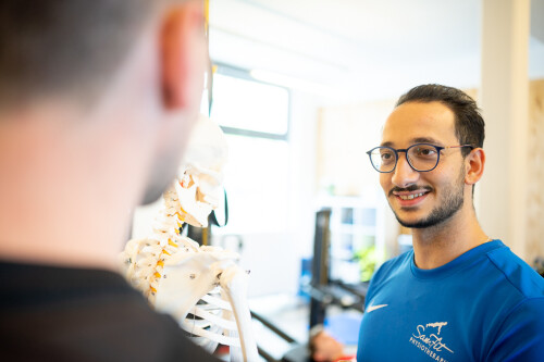 Physiotherapeut Cezar Gholam von SAMfit