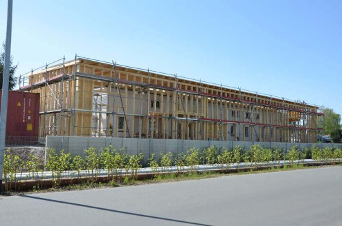 Autohaus Holzständerbauweise