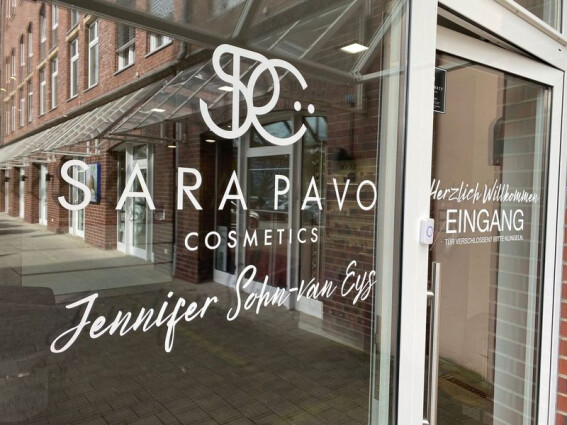 Sara Pavo Cosmetics Essen